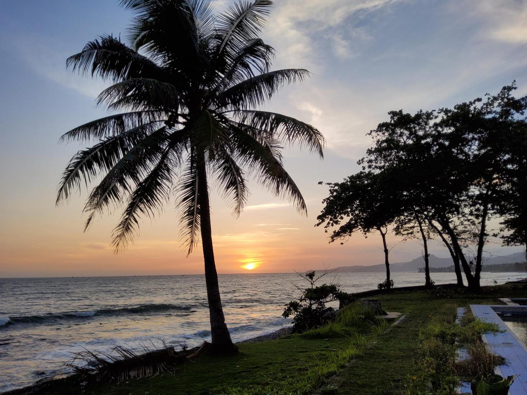 Hotel Kumala Samudra Cikakak Luaran gambar
