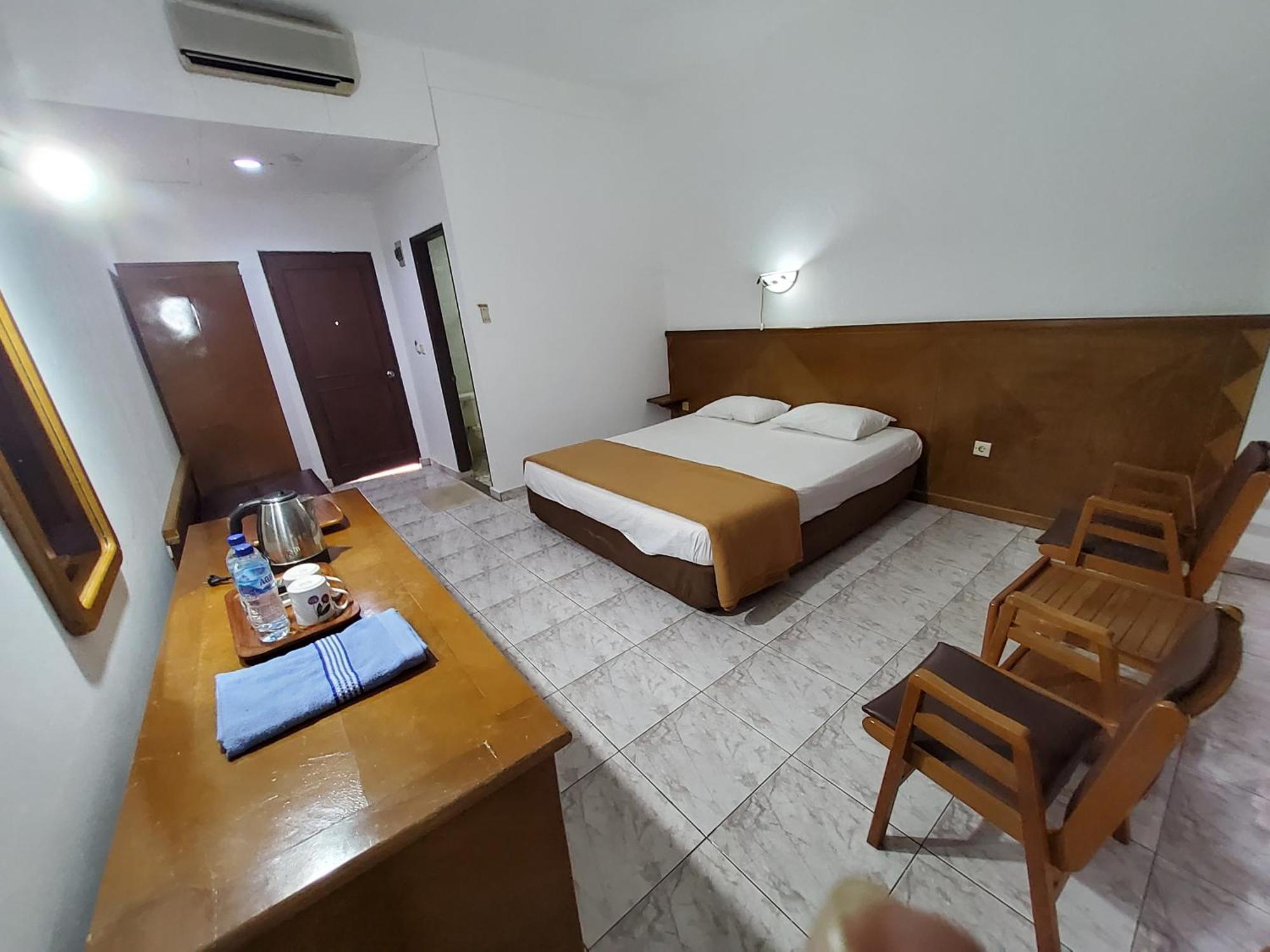 Hotel Kumala Samudra Cikakak Luaran gambar
