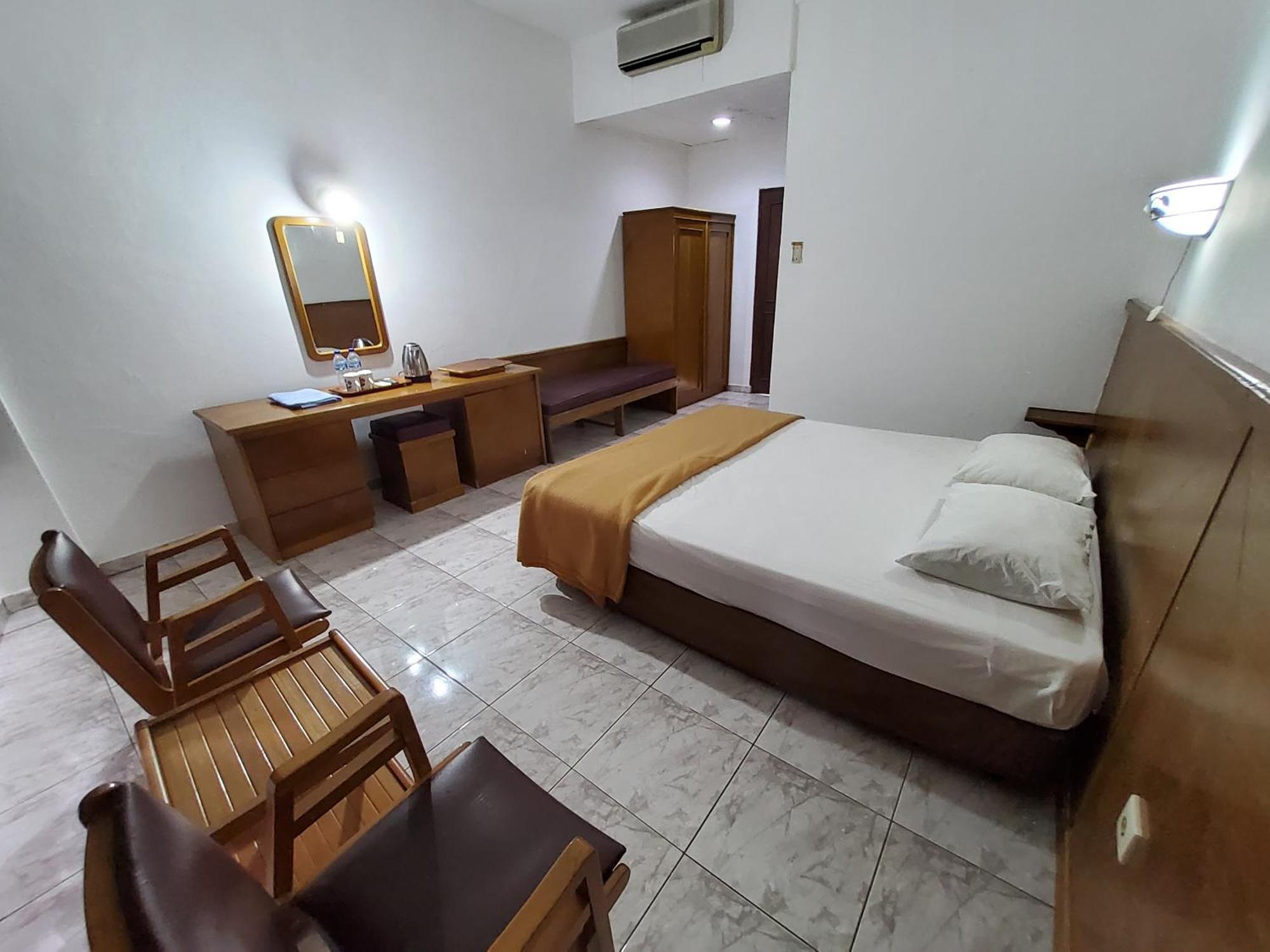 Hotel Kumala Samudra Cikakak Luaran gambar