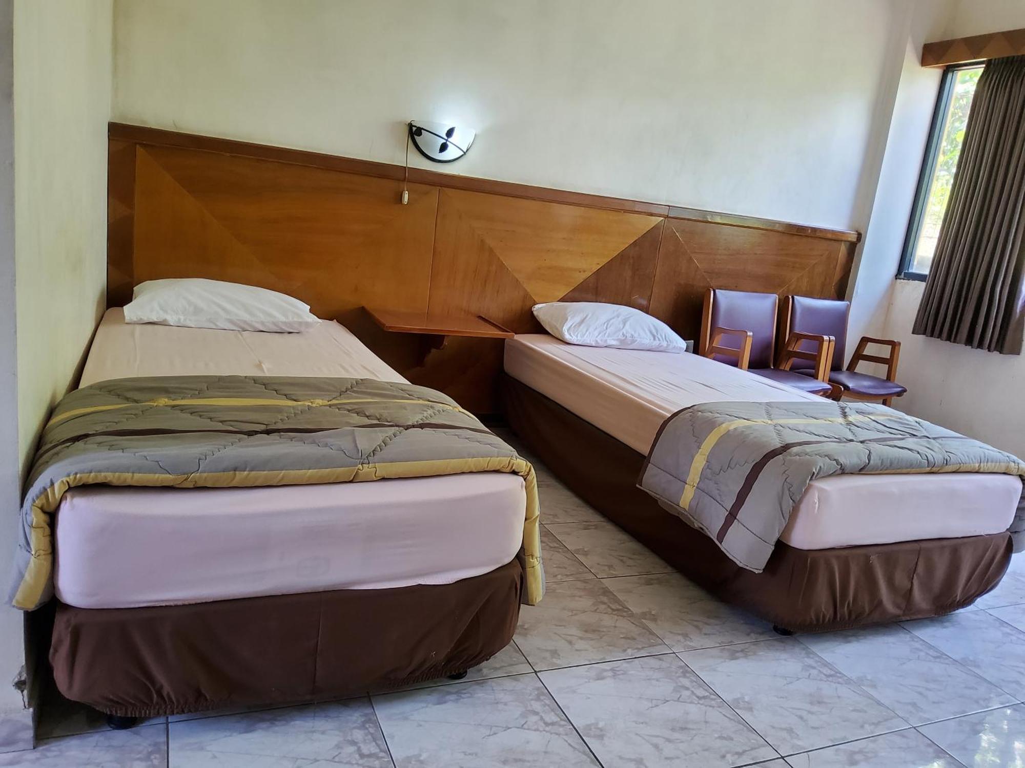 Hotel Kumala Samudra Cikakak Luaran gambar