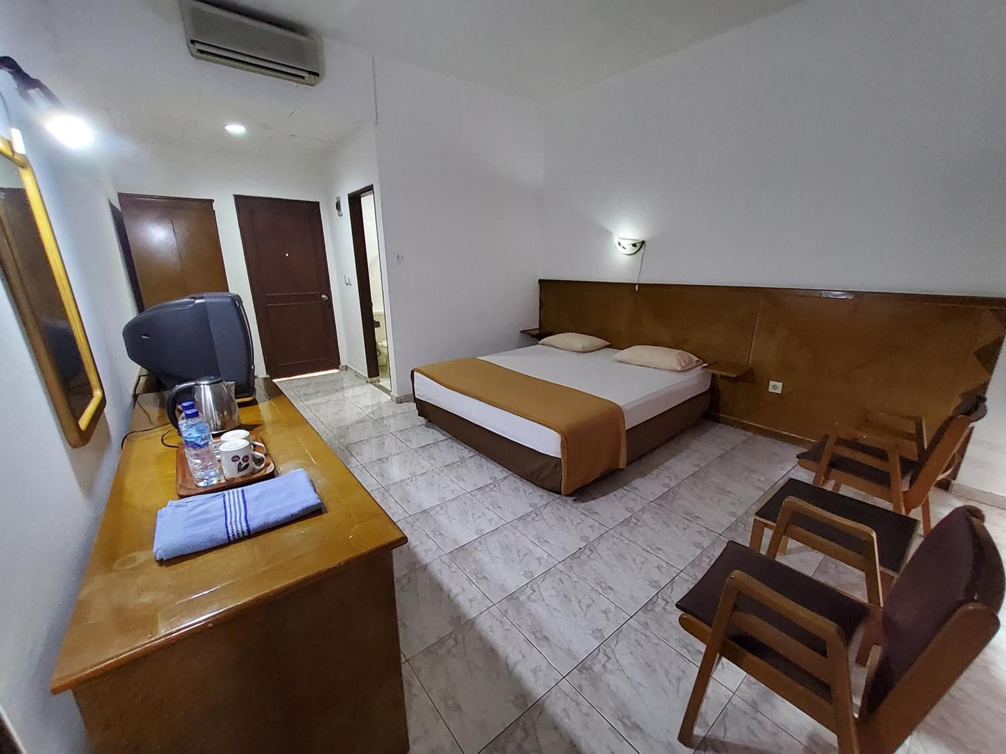 Hotel Kumala Samudra Cikakak Luaran gambar