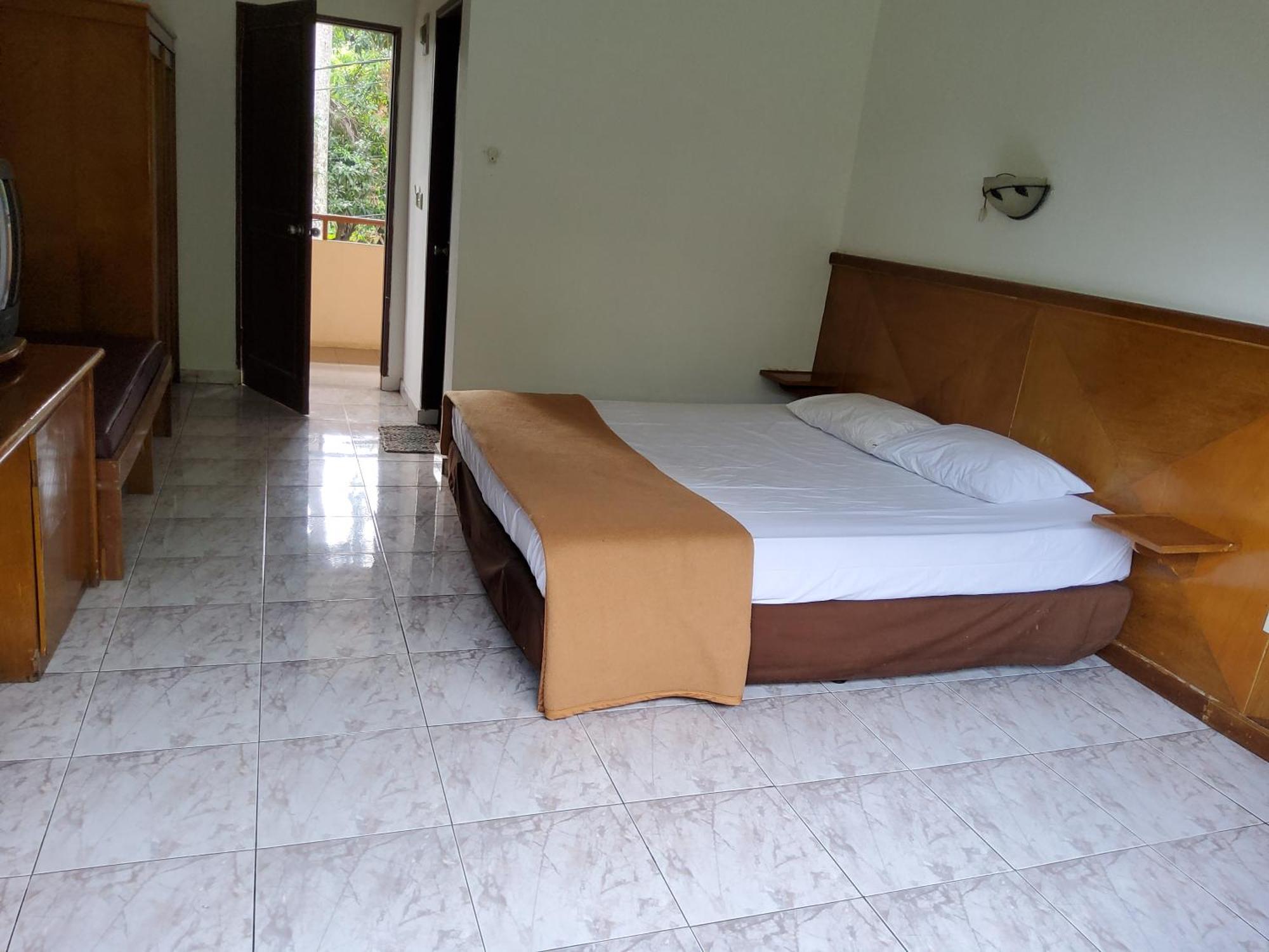 Hotel Kumala Samudra Cikakak Luaran gambar